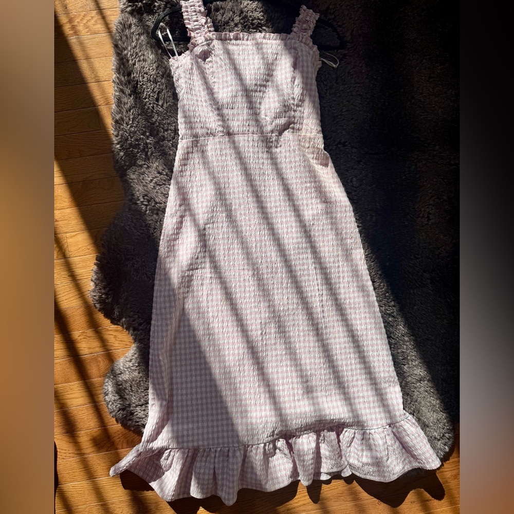 Perfect Spring Gingham Dress - Picture 4 of 9